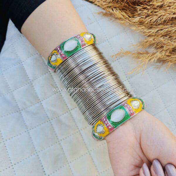 Silver metalic bangle with stone bangle