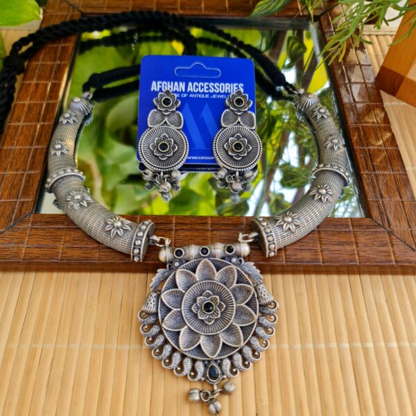 Antique oxidized rajhistani PREMIUM necklace set