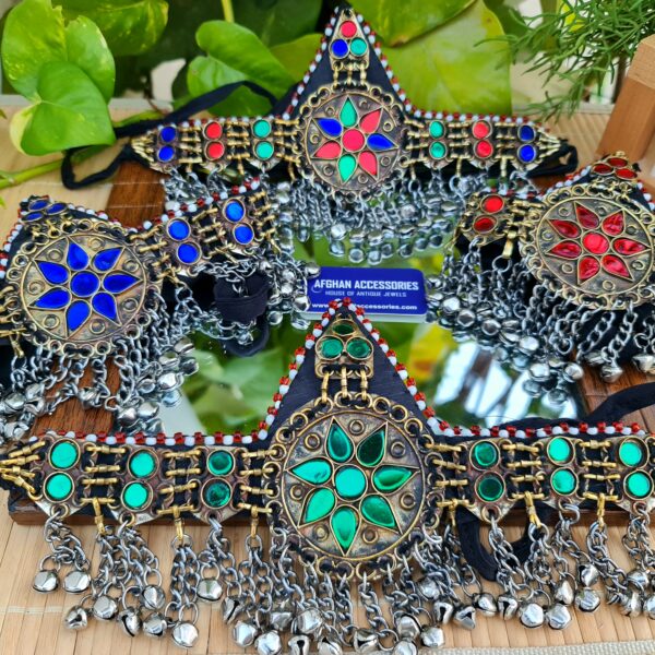 Ethnic afghan phool mathapatti