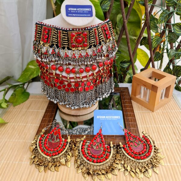 Vintage heavy marjaan  chokar set