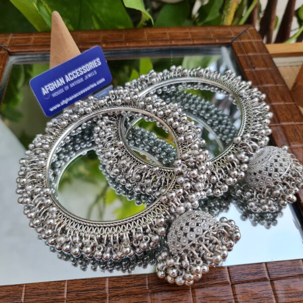 Oxidized heavy jhumka gajra bangles pair