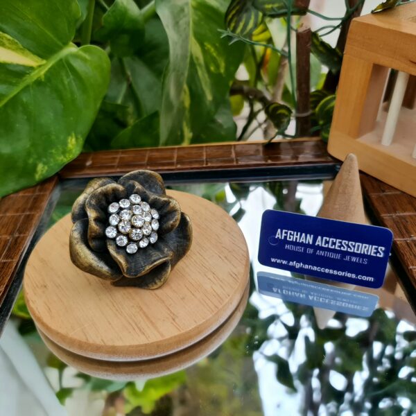 Antique  flower ring