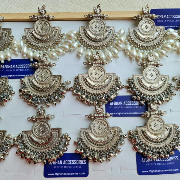 Antique oxidized statment swan  ring