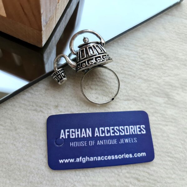 Antique oxidized kettle ring