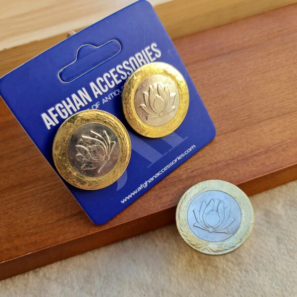 Vintage lotus coin stud& ring