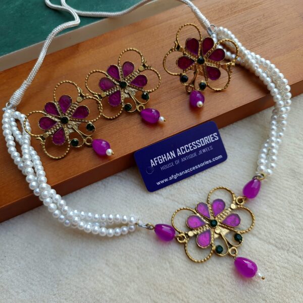 Vintage gulabi chokar set