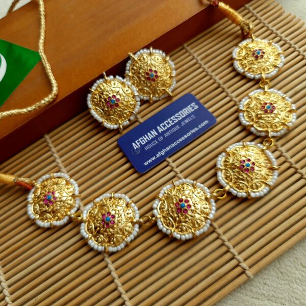 vintage nigar chokar set