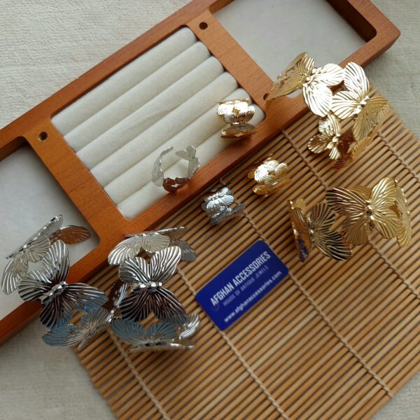 Antique butterfly handcuff with ring
