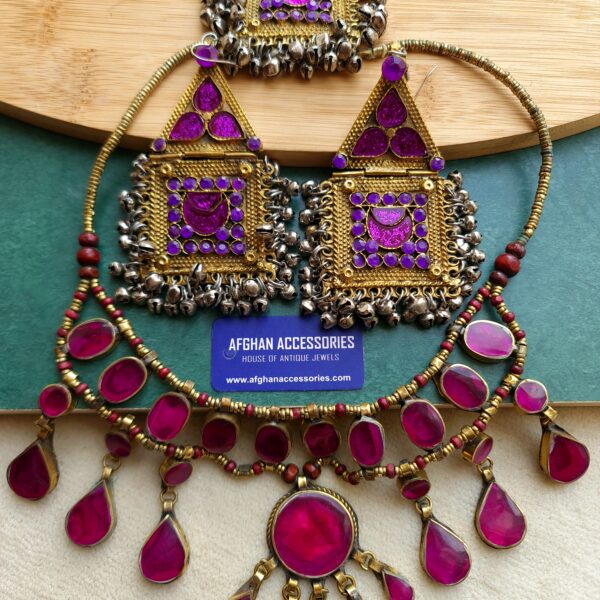 Ethnic vintage chorus set