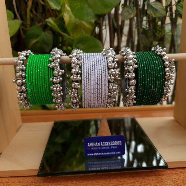 Metalic gajra bangles set