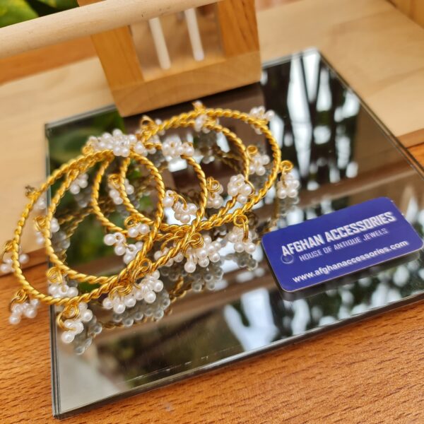Pearl bangles set