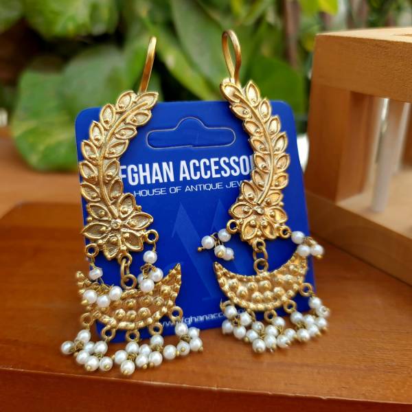 Vintage shahtosh earcuff